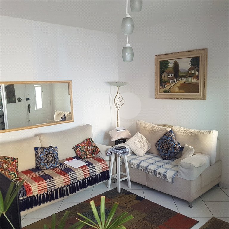 Casa de Vila à venda com 4 quartos, sendo 1 suíte, em Santana, São Paulo, SP