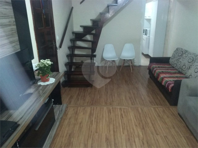 Sobrado à venda com 2 quartos em Tremembé, São Paulo, SP