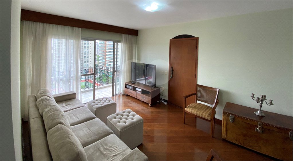 Cobertura à venda com 3 quartos, sendo 1 suíte,  em Brooklin Paulista, São Paulo, SP