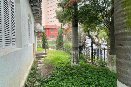 Casa Térrea para alugar com 3 quartos, sendo 2 suítes, em Aclimação, São Paulo, SP