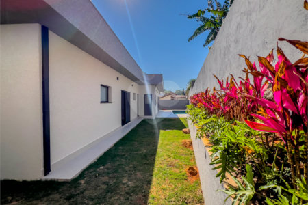 Casa à venda com 3 suítes em Jardim Paulista, Atibaia, SP