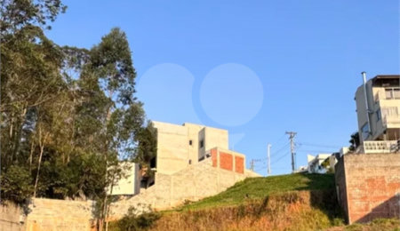 Casa à venda no condomínio Mosaico da Serra, Mogi das Cruzes - SP