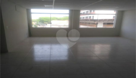 Prédio à venda em Cidade Mãe do Céu, São Paulo, SP