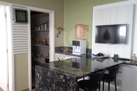 Casa à venda com 3 suítes no condomínio Alpes de Vinhedo, Vinhedo - SP