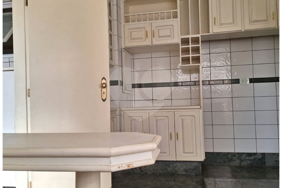 Apartamento para alugar com 4 quartos, sendo 1 suíte, em Bela Vista, São Paulo, SP