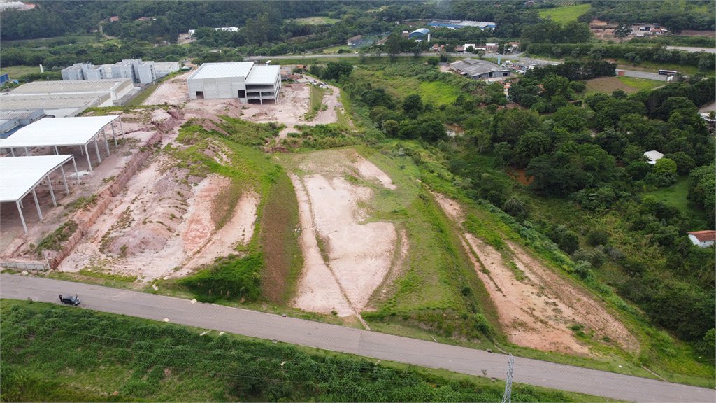 Terreno à venda em Leitão, Louveira, SP