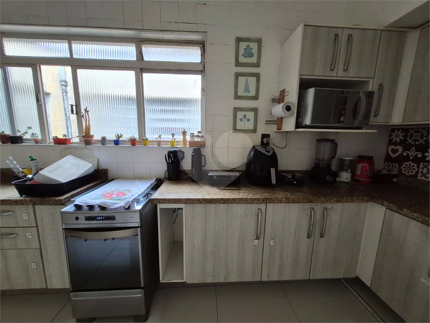 Sobrado à venda com 4 quartos, sendo 2 suítes, em Vila Romana, São Paulo, SP