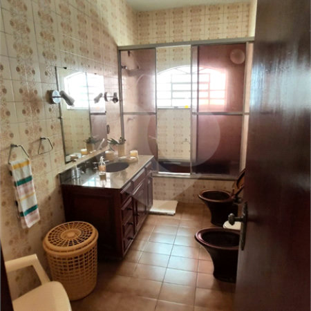 Casa Térrea à venda com 3 quartos, sendo 2 suítes, em Vila Oliveira, Mogi das Cruzes, SP