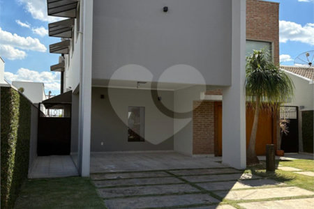 Casa à venda com 4 quartos, sendo 1 suíte, no condomínio Lagos D Icaraí, Salto - SP