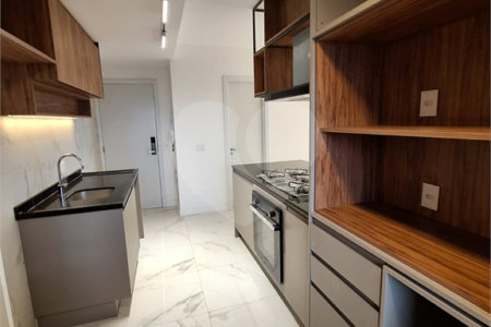 Apartamento à venda com 3 suítes em Sumarezinho, São Paulo, SP
