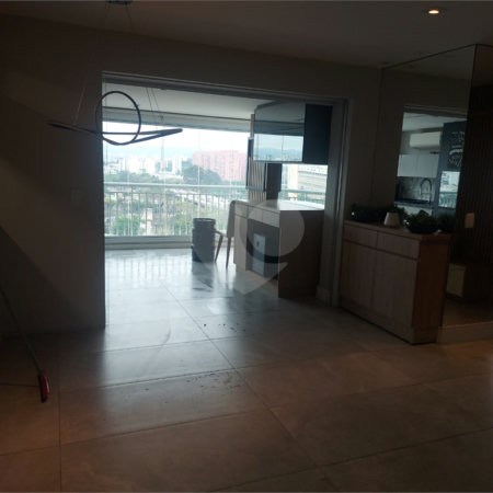 Apartamento à venda com 3 quartos, sendo 1 suíte, em Barra Funda, São Paulo, SP