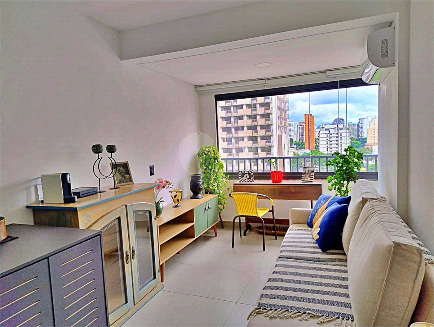 Apartamento à venda com 1 quarto em Indianópolis, São Paulo, SP