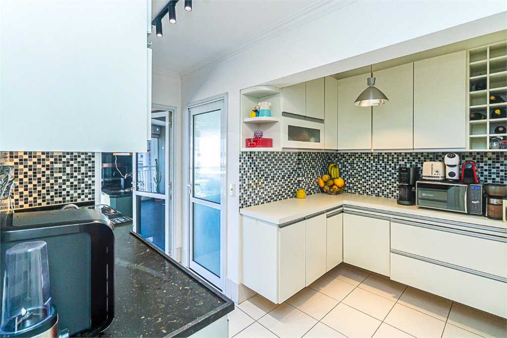 Apartamento à venda com 2 quartos, sendo 1 suíte, em Santo Amaro, São Paulo, SP