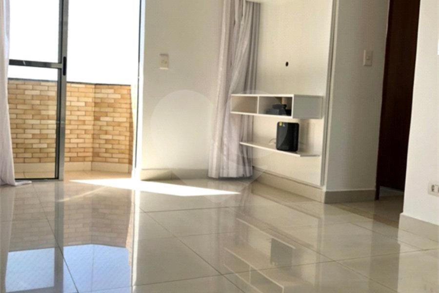 Apartamento à venda com 2 quartos em Vila Mazzei, São Paulo, SP