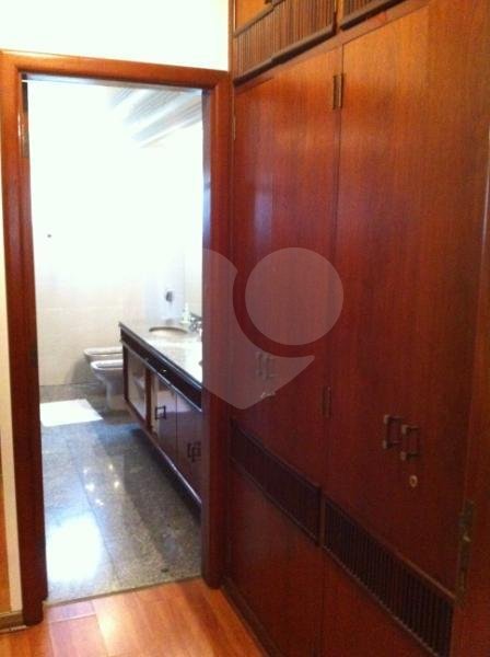Apartamento à venda com 4 suítes em Real Parque, São Paulo, SP