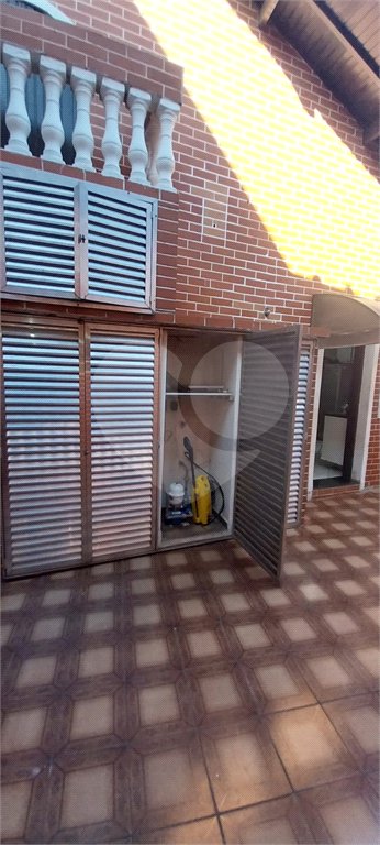 Casa à venda com 3 quartos, sendo 1 suíte, em Vila Scarpelli, Santo André, SP