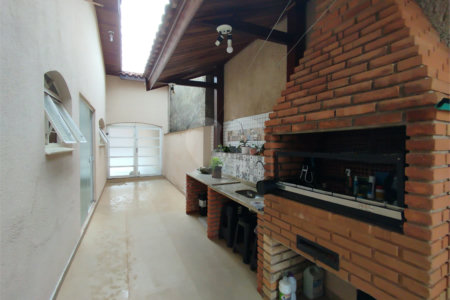 Casa à venda com 3 quartos, sendo 1 suíte, em Jardim Leocádia, Sorocaba, SP