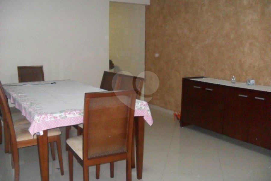 Casa à venda com 3 quartos, sendo 1 suíte, em Jardim Brasil (zona Norte), São Paulo, SP