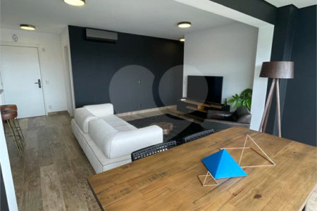 Apartamento à venda com 2 suítes em Indianópolis, São Paulo, SP