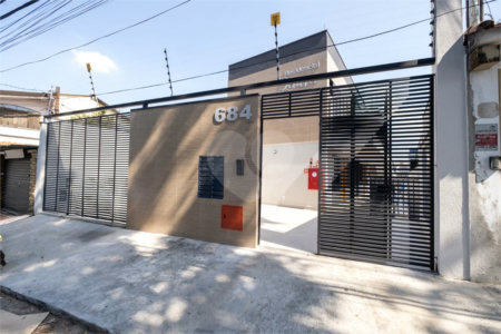 Casa à venda com 2 quartos no condomínio Residencial Laura, São Paulo - SP