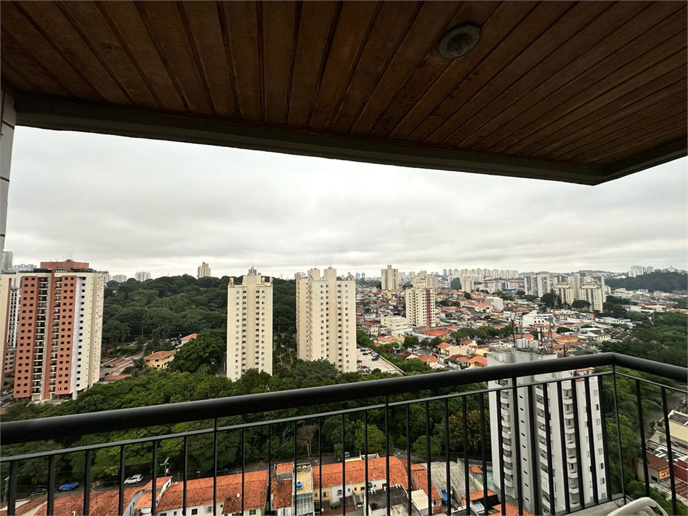 Cobertura à venda com 3 quartos, sendo 1 suíte, em Lar São Paulo, São Paulo, SP
