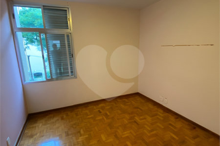 Apartamento à venda com 4 quartos, sendo 1 suíte, em Perdizes, São Paulo, SP