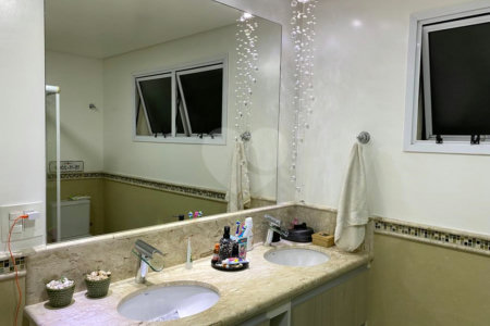 Apartamento à venda com 3 suítes em Santa Teresinha, São Paulo, SP