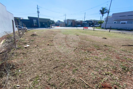 Terreno à venda em Residencial Lago dos Ipês, Itapetininga, SP