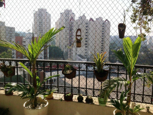 Apartamento à venda com 3 quartos, sendo 1 suíte,  em Jardim Marajoara, São Paulo, SP