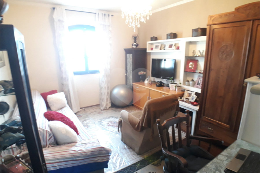 Casa Térrea à venda com 6 quartos, sendo 2 suítes, em Limão, São Paulo, SP