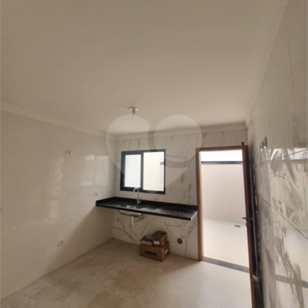 Sobrado à venda com 3 quartos, sendo 1 suíte, em Vila Romero, São Paulo, SP