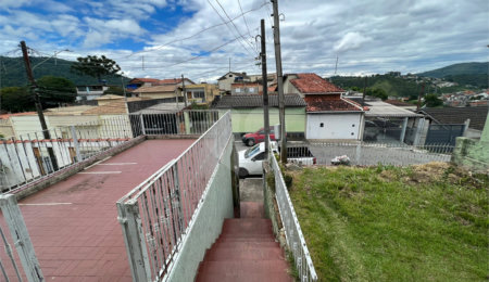 Casa à venda com 4 quartos em Serra da Cantareira, Mairiporã, SP