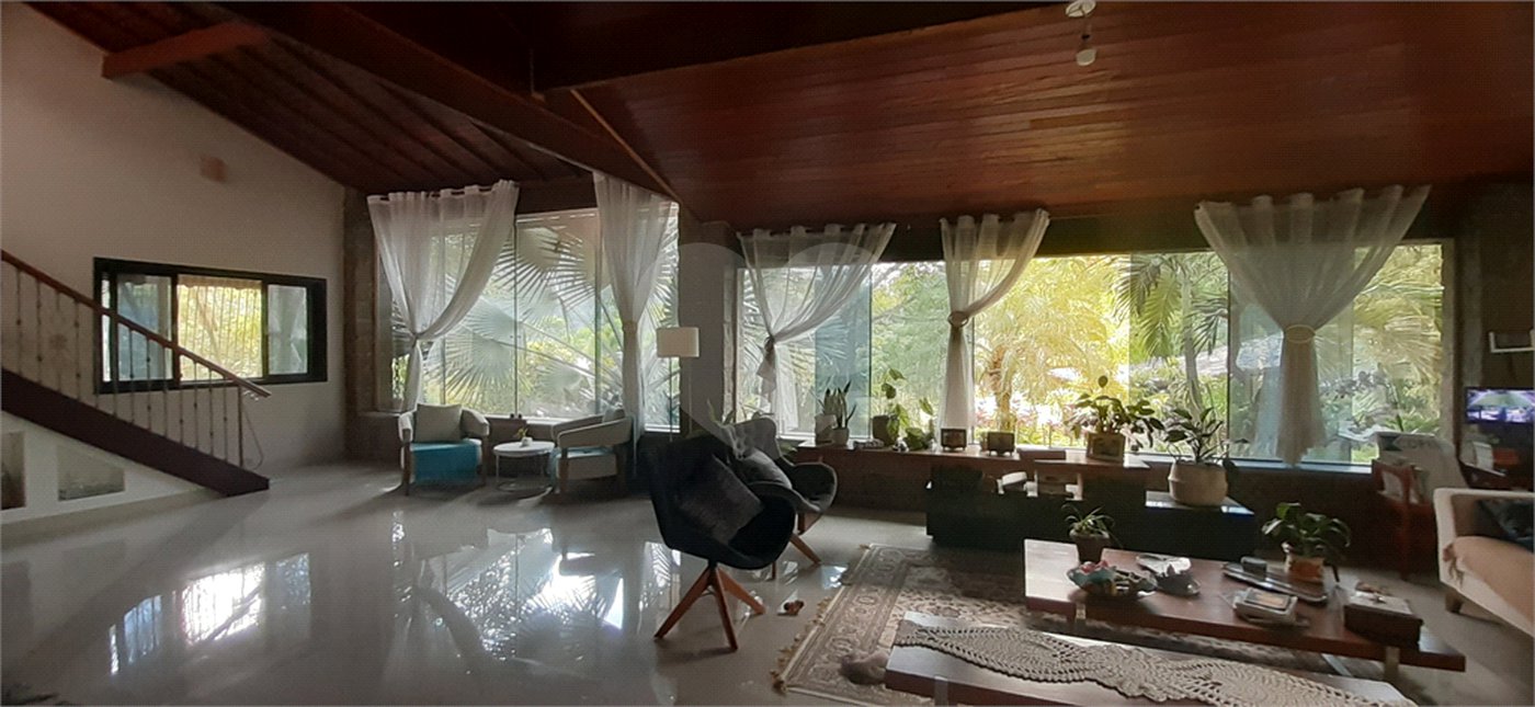 Casa à venda com 2 suítes em Campo Grande, Rio de Janeiro, RJ