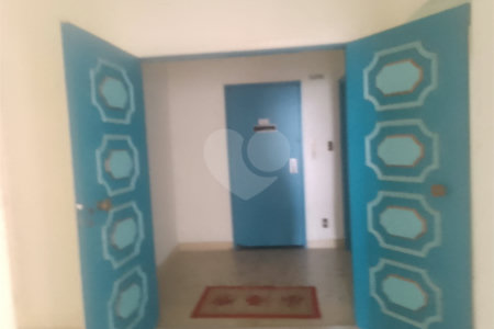 Apartamento à venda com 4 quartos, sendo 1 suíte, em República, São Paulo, SP