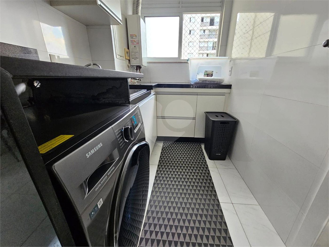 Apartamento à venda com 3 quartos, sendo 1 suíte, em Vila Regente Feijó, São Paulo, SP