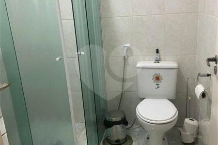 Sobrado à venda com 3 quartos, sendo 1 suíte,  em Vila Nova Pauliceia, São Paulo, SP