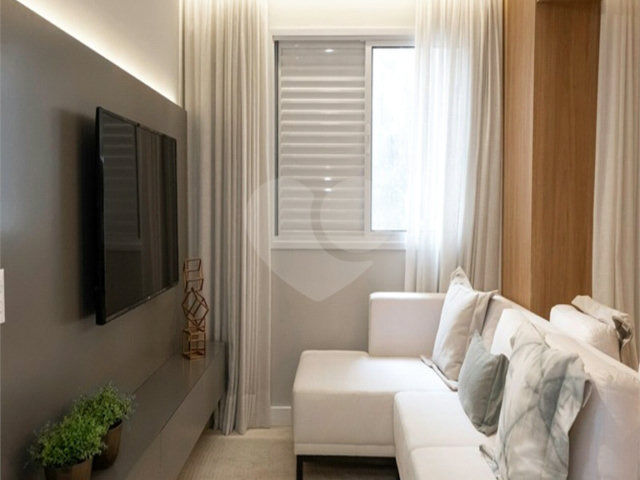 Apartamento à venda com 2 quartos, sendo 1 suíte,  em Campo Grande, São Paulo, SP