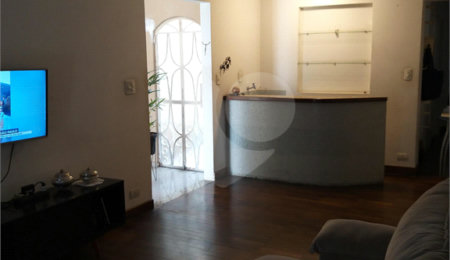 Sobrado à venda com 3 quartos, sendo 1 suíte,  em Vila Paulista, São Paulo, SP