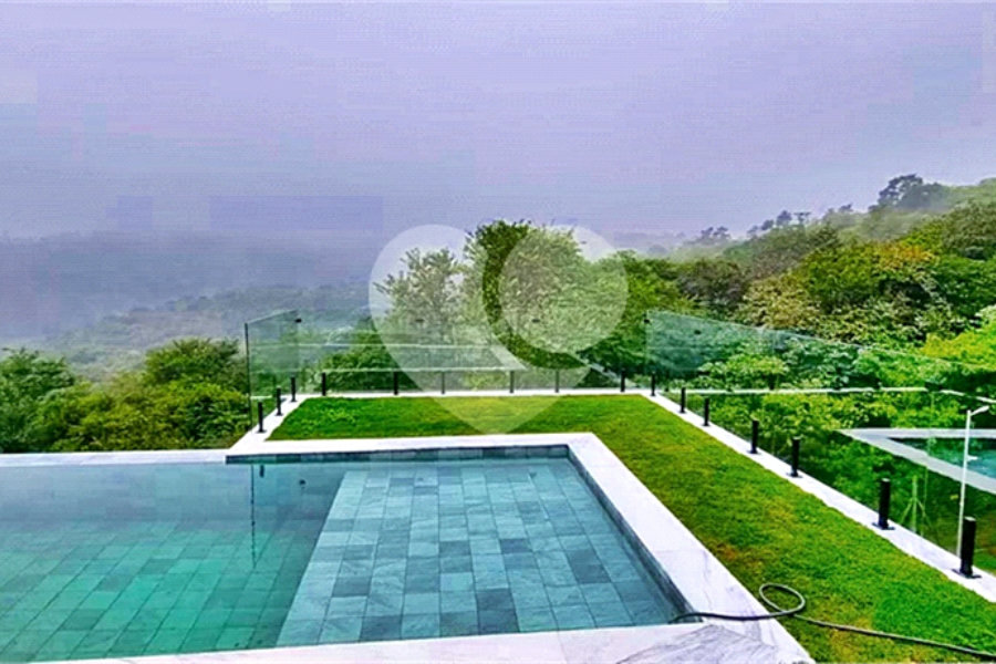Casa à venda com 4 suítes no condomínio Genesis II, Santana de Parnaíba - SP