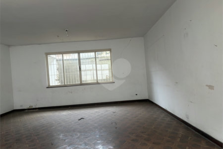 Casa à venda com 3 quartos em Bela Aliança, São Paulo, SP