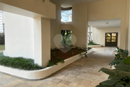 Apartamento à venda com 4 quartos, sendo 2 suítes, em Vila Andrade, São Paulo, SP