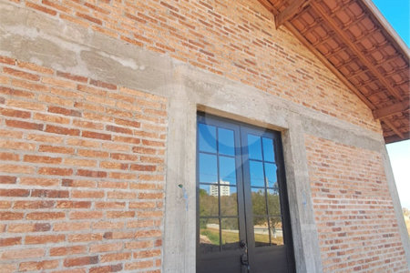 Casa à venda com 3 suítes no condomínio Village Porto Feliz, Porto Feliz - SP