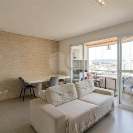 Apartamento à venda com 3 quartos, sendo 1 suíte, em Jardim Zaira, Guarulhos, SP