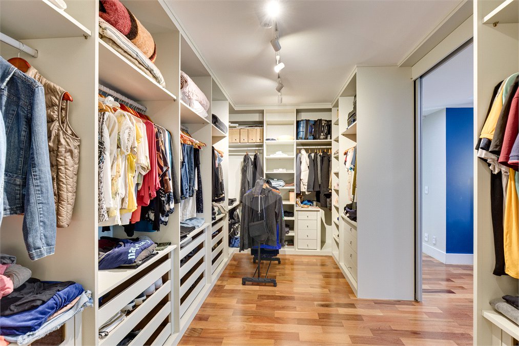 Apartamento à venda ou para alugar com 4 suítes em Alto da Boa Vista, São Paulo, SP
