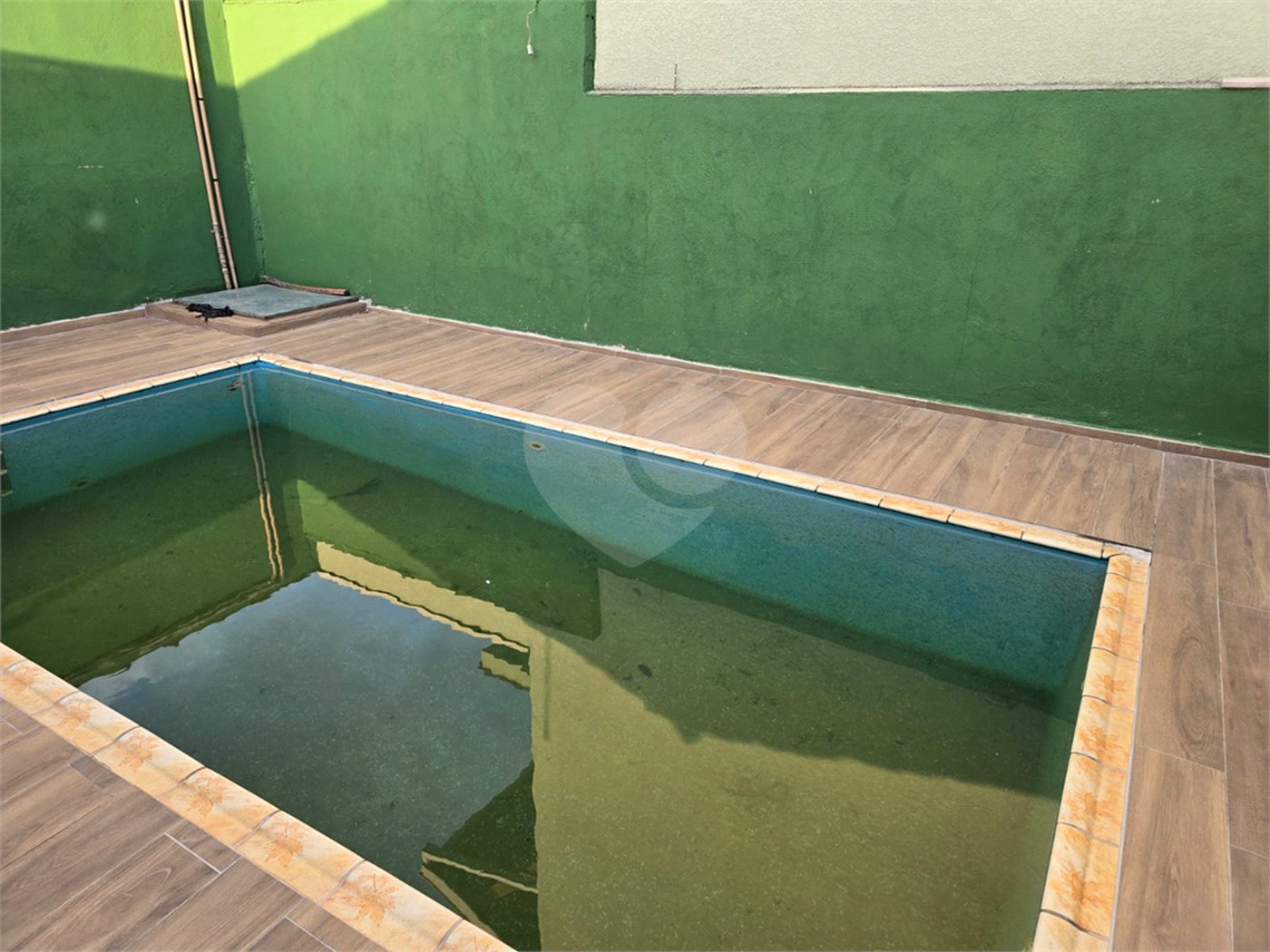Casa à venda com 2 quartos em Ressaca, Atibaia, SP
