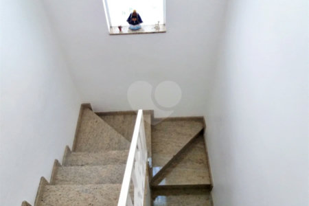 Sobrado à venda com 4 quartos, sendo 3 suítes, em Tucuruvi, São Paulo, SP