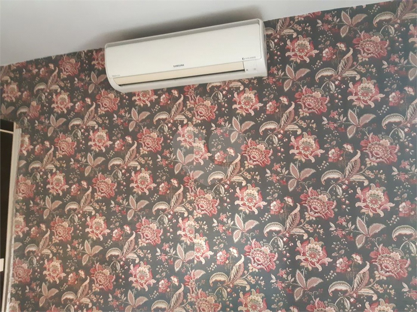 Sobrado à venda com 3 quartos, sendo 1 suíte, em Jardim Cachoeira, São Paulo, SP