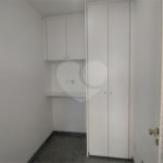 Apartamento à venda com 3 quartos, sendo 1 suíte, em Alto da Boa Vista, São Paulo, SP