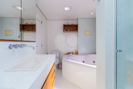 Apartamento à venda com 3 suítes em Chácara Santo Antônio (zona Sul), São Paulo, SP