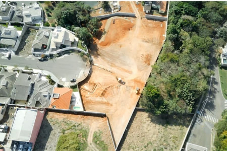 Casa à venda com 3 quartos, sendo 1 suíte, em Vila Capuava, Valinhos, SP